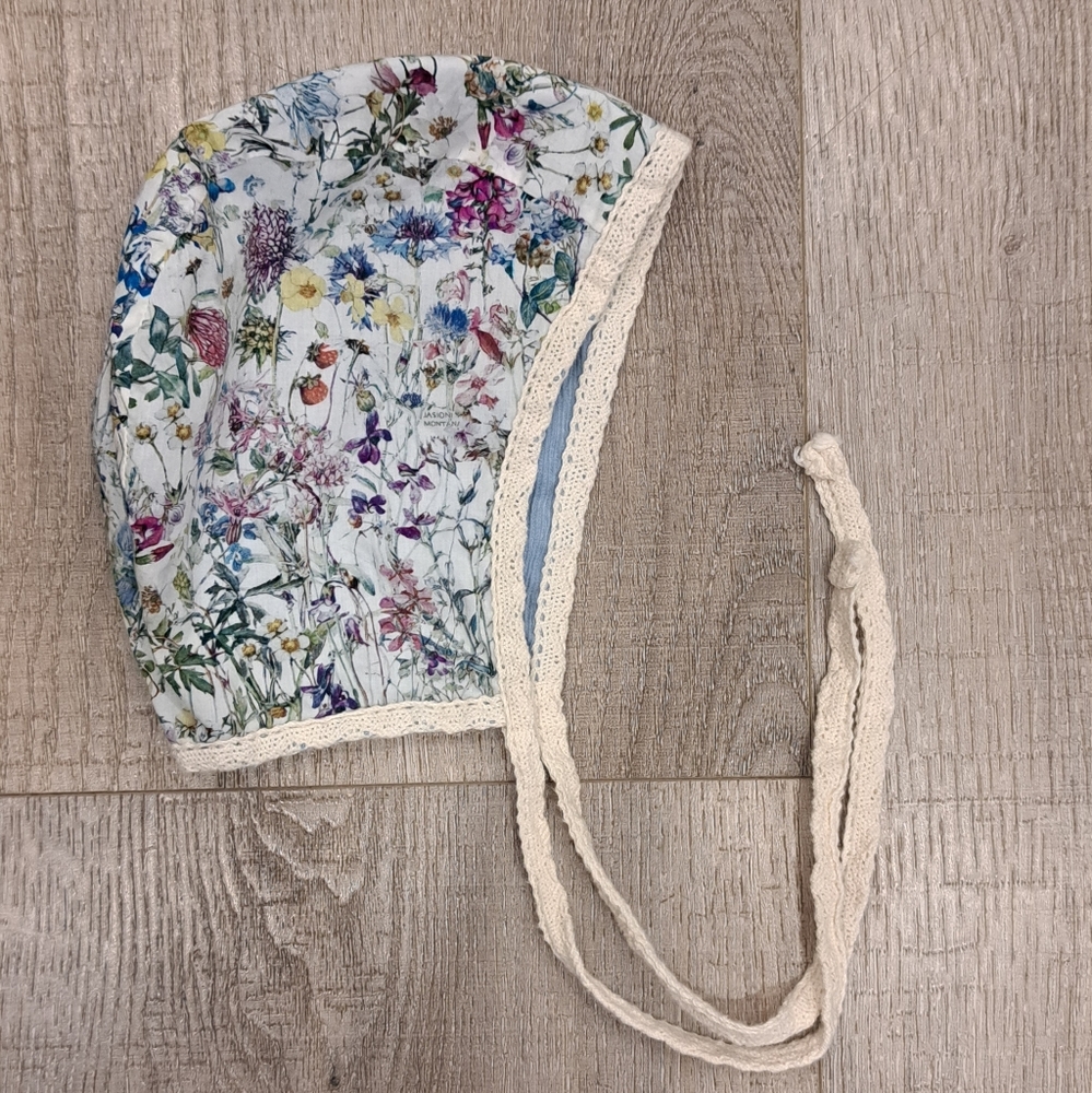 ETSY Reversible Floral Bonnet
